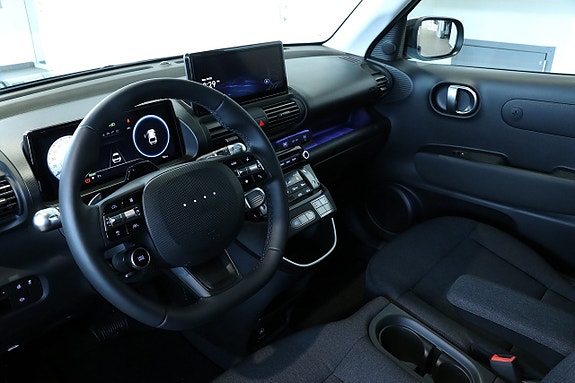 Hyundai Inster 8 of 16