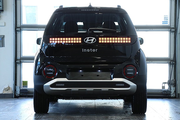 Hyundai Inster 5 of 16