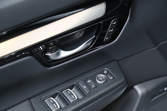 Honda CR-V 16 of 25