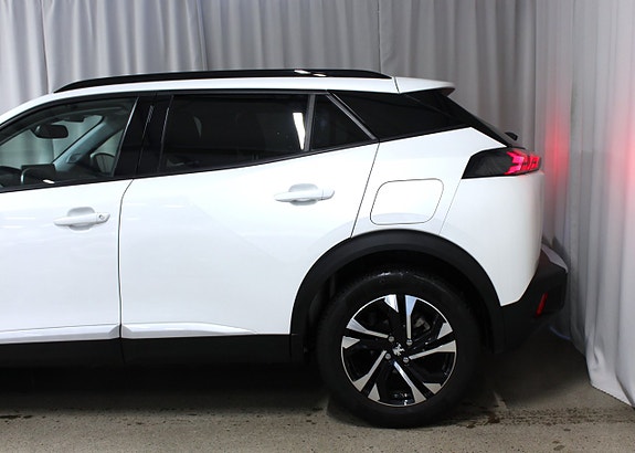 Peugeot 2008 8 of 27
