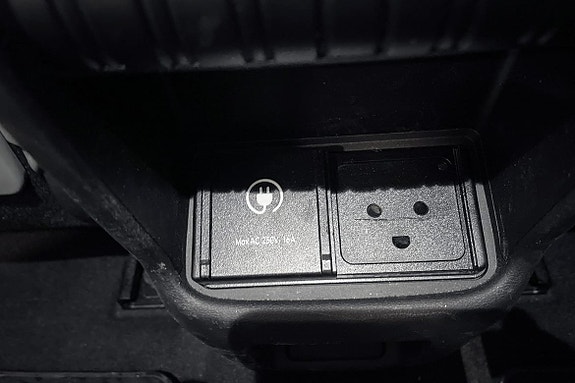Hyundai Kona 14 of 14