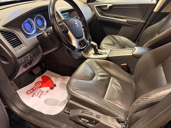 Volvo XC60 20 of 25
