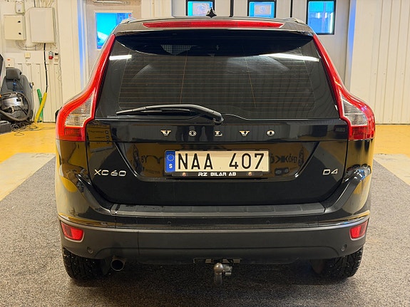 Volvo XC60 6 of 25