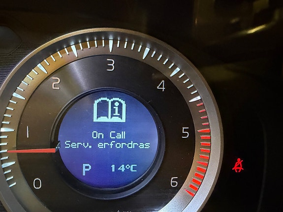 Volvo XC60 16 of 25