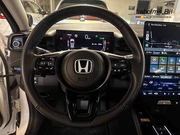 Honda e:Ny1 12 of 14