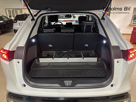 Honda e:Ny1 7 of 14