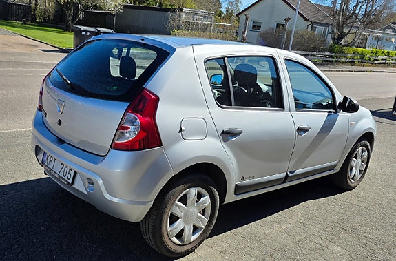 Dacia Sandero 5 of 5