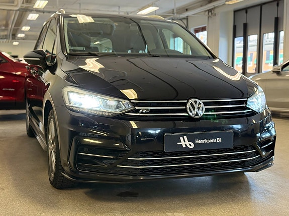 Volkswagen Touran 5 of 5