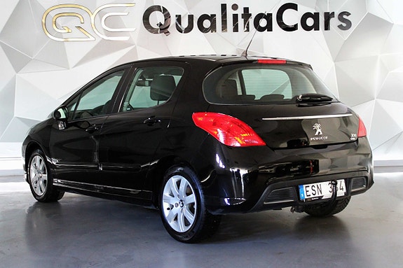 Peugeot 308 3 of 5