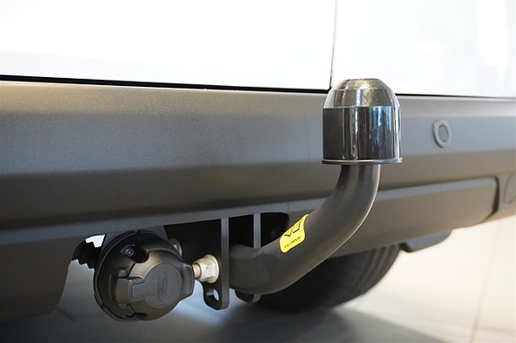 Ford Transit Courier 15 of 22