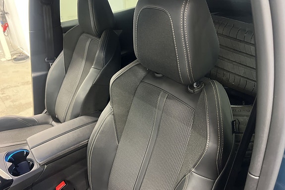 Peugeot 3008 9 of 17