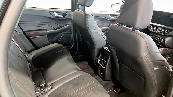 Ford Kuga 5 of 5