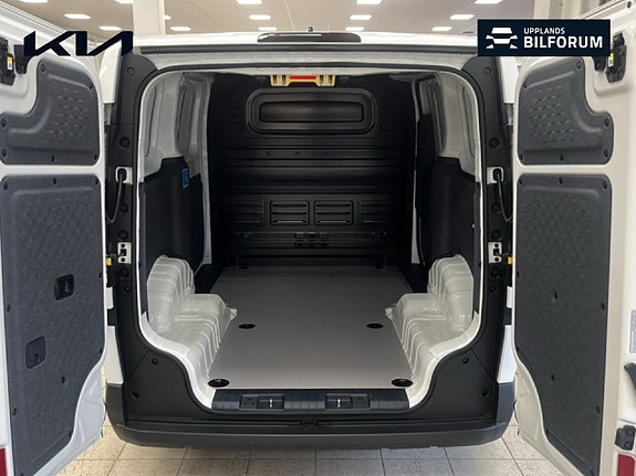Kia PV5 13 of 14
