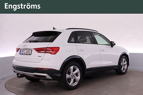 Audi Q3 15 of 17