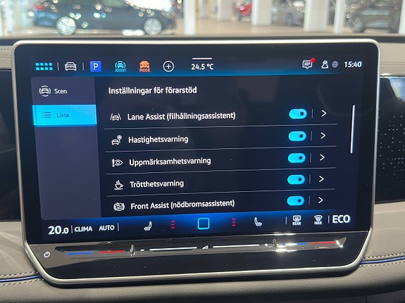 Volkswagen Tiguan 9 of 11
