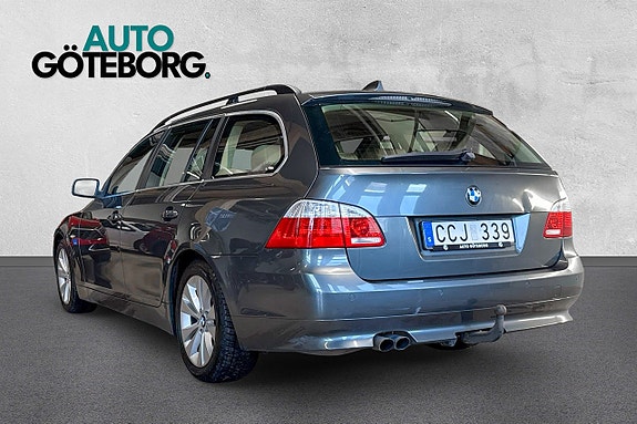 BMW 530i 4 of 5