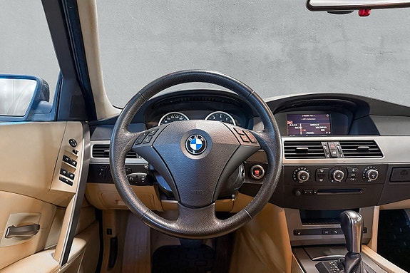 BMW 530i 12 of 17