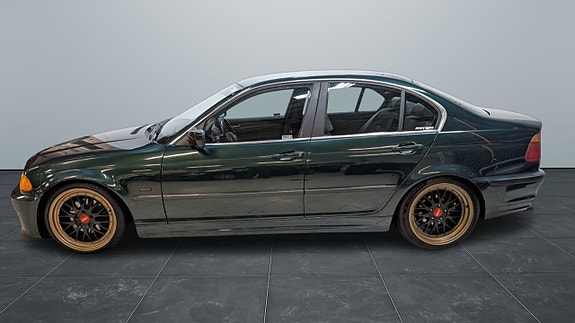 BMW 320 3 of 20