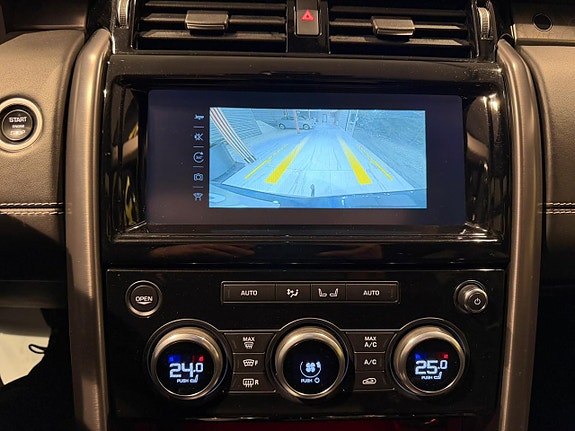 Land Rover Discovery 13 of 25