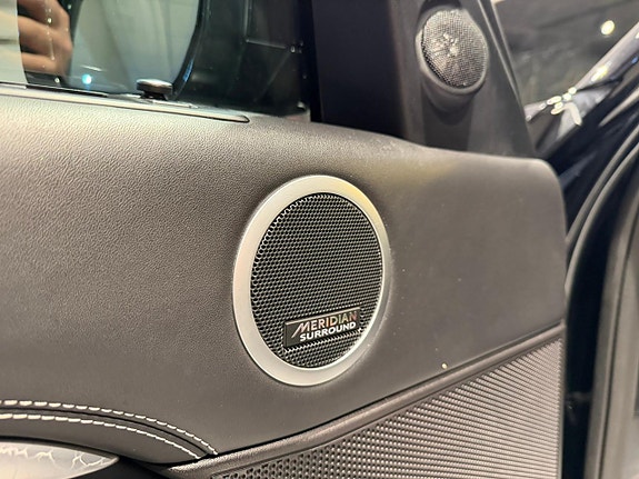 Land Rover Discovery 15 of 25