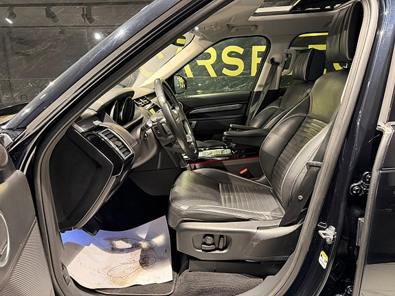 Land Rover Discovery 17 of 25