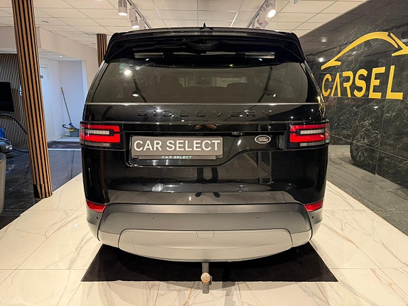 Land Rover Discovery 4 of 5