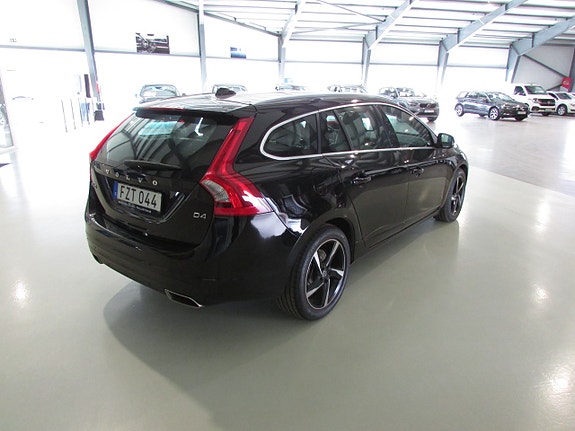Volvo V60 5 of 5