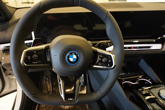 BMW 550e 13 of 13