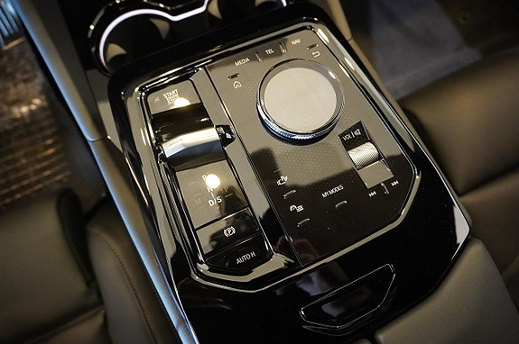 BMW 550e 11 of 13