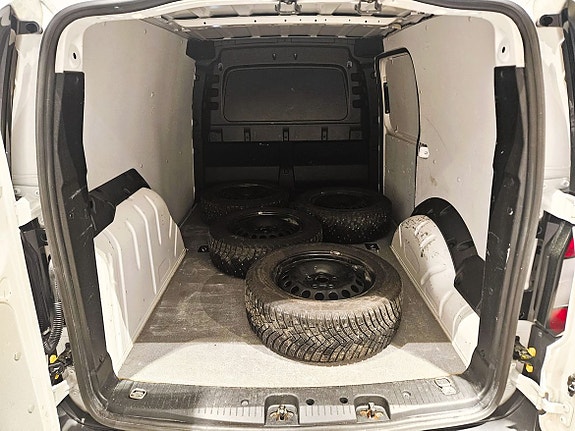 Volkswagen Caddy 9 of 25