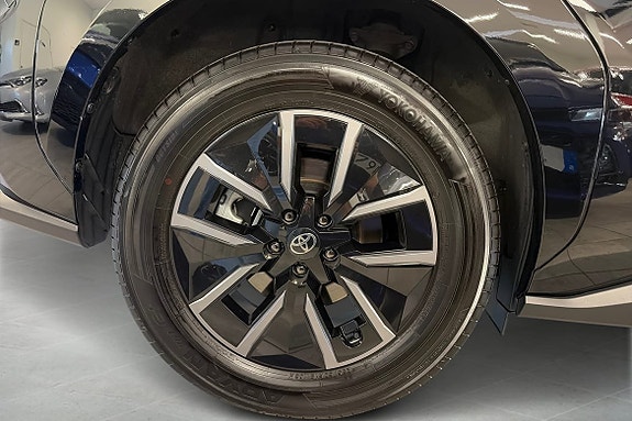 Toyota bZ4X 10 of 13