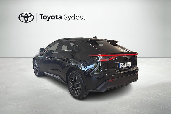 Toyota bZ4X 11 of 13
