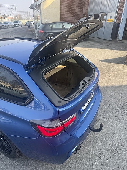 BMW 330Cd 10 of 23