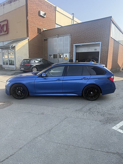 BMW 330Cd 4 of 5