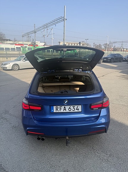 BMW 330Cd 9 of 23