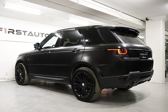 Land Rover Range Rover Sport 5 of 5