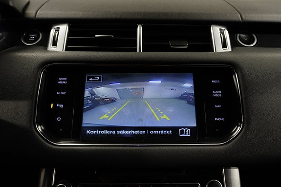 Land Rover Range Rover Sport 18 of 27