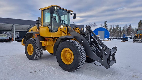 Volvo L60h, Spakstyrning, Breda vinterhjul