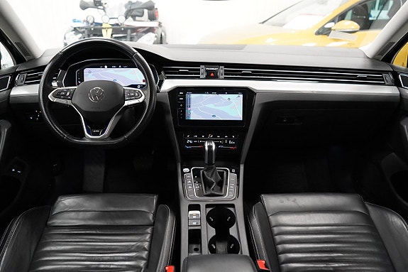 Volkswagen Passat 15 of 27