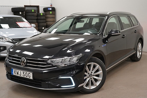 Volkswagen Passat 8 of 27