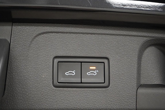 Volkswagen Passat 11 of 27