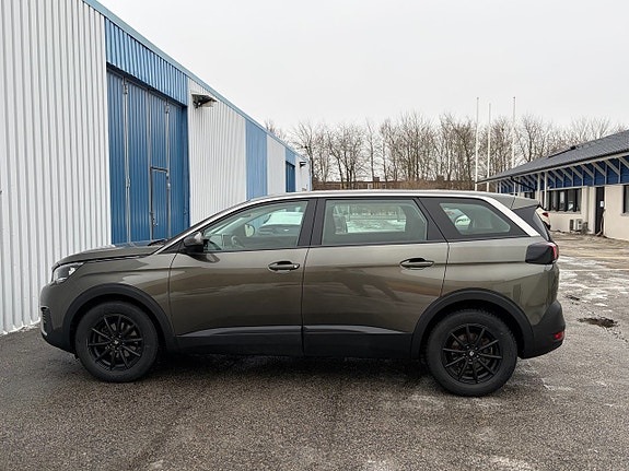 Peugeot 5008 9 of 17
