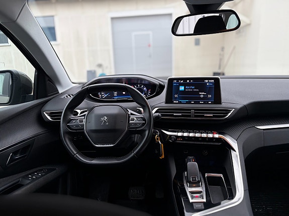 Peugeot 5008 12 of 17