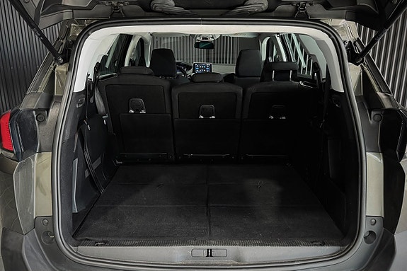 Peugeot 5008 18 of 19