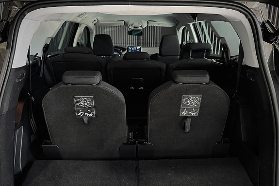 Peugeot 5008 17 of 19