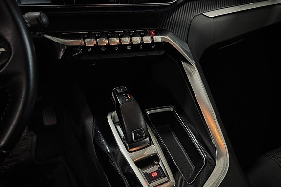Peugeot 5008 13 of 19