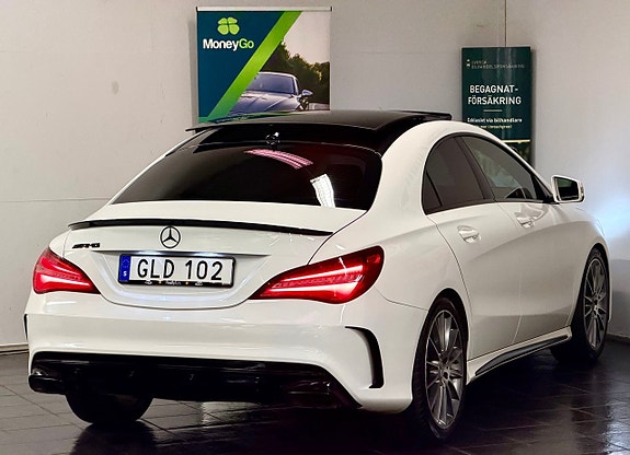 Mercedes-Benz CLA180 d 4 of 5