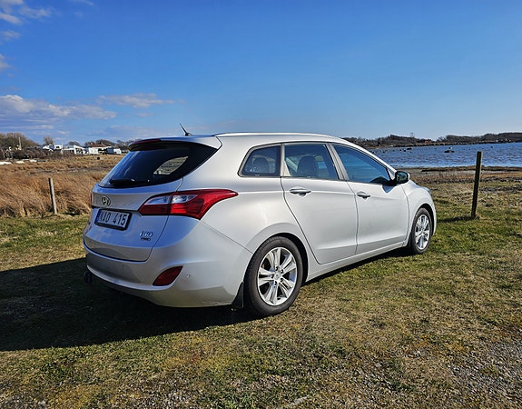 Hyundai i30 4 of 5
