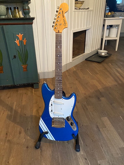 Squier Classic Vibe Mustang Competition