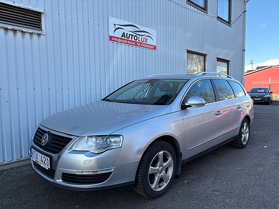 Volkswagen Passat 2 of 5